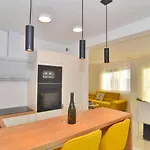 Διαμέρισμα Bruno - Luxury Penthouse With Jacuzzi *