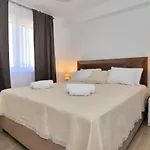 Bruno - Luxury Penthouse With Jacuzzi * Ζαντάρ
