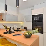 Bruno - Luxury Penthouse With Jacuzzi * Ζαντάρ