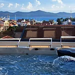 Bruno - Luxury Penthouse With Jacuzzi Διαμέρισμα *