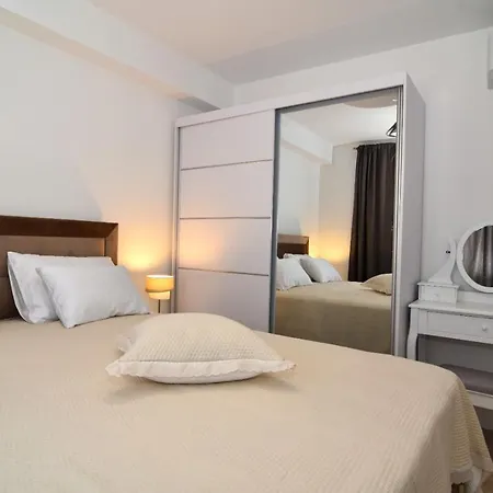 Appartement Bruno - Luxury Penthouse With Jacuzzi