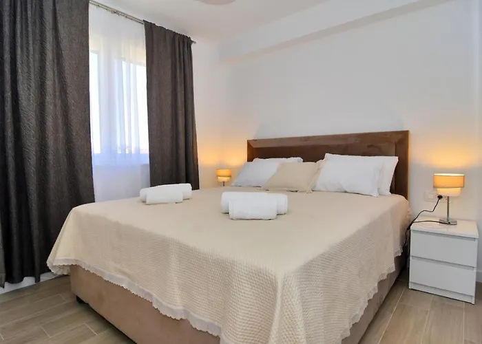 Bruno - Luxury Penthouse With Jacuzzi * Задар