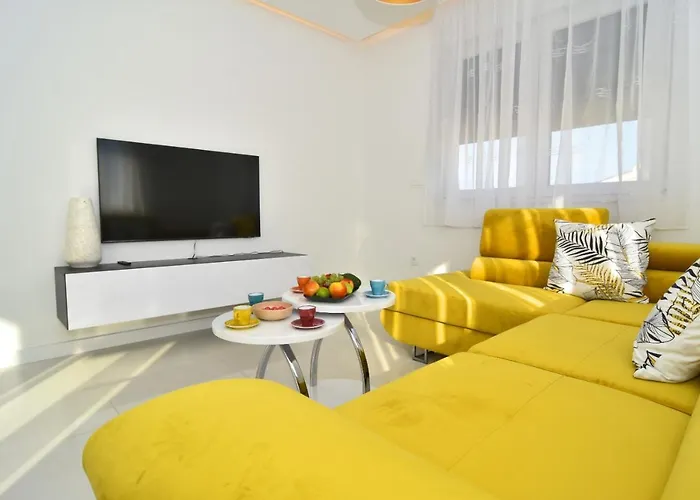Bruno - Luxury Penthouse With Jacuzzi Апартаменты