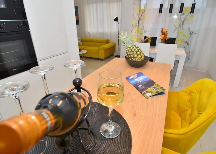 Апартаменты Bruno - Luxury Penthouse With Jacuzzi Задар