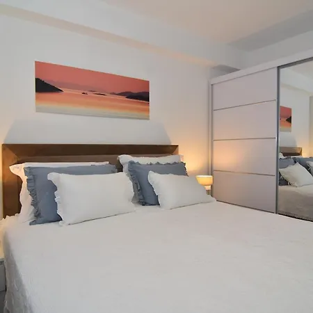 Bruno - Luxury Penthouse With Jacuzzi Appartement Zadar