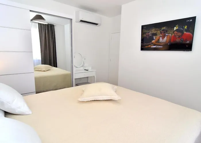 Bruno - Luxury Penthouse With Jacuzzi * Zadar