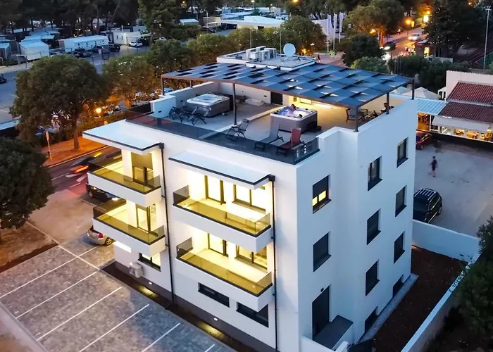 Bruno - Luxury Penthouse With Jacuzzi * Ζαντάρ