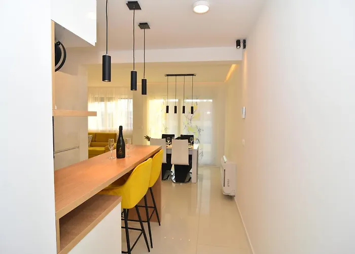 Bruno - Luxury Penthouse With Jacuzzi Ζαντάρ